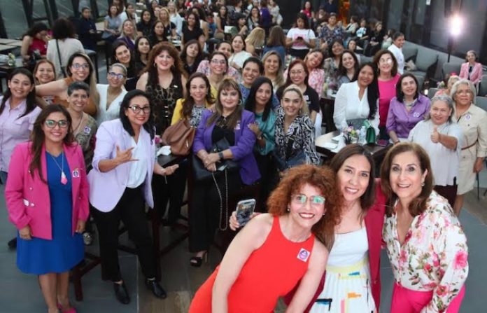 Reconoce Monterrey a la mujer como motor de desarrollo económico