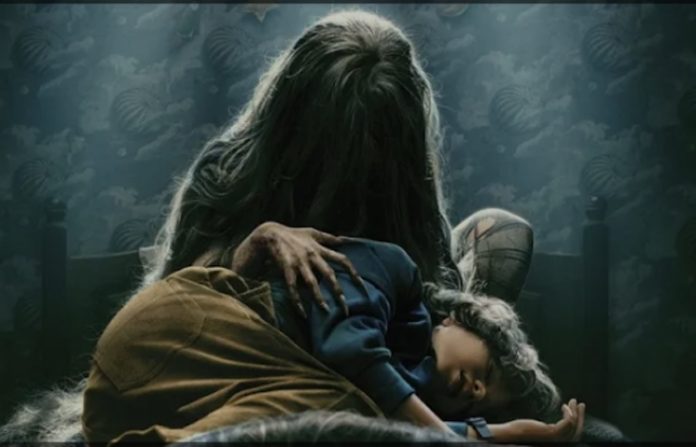 VAMOS AL CINE: Toc Toc Toc. El sonido del mal | Como un pastel de cumpleaños envenenado