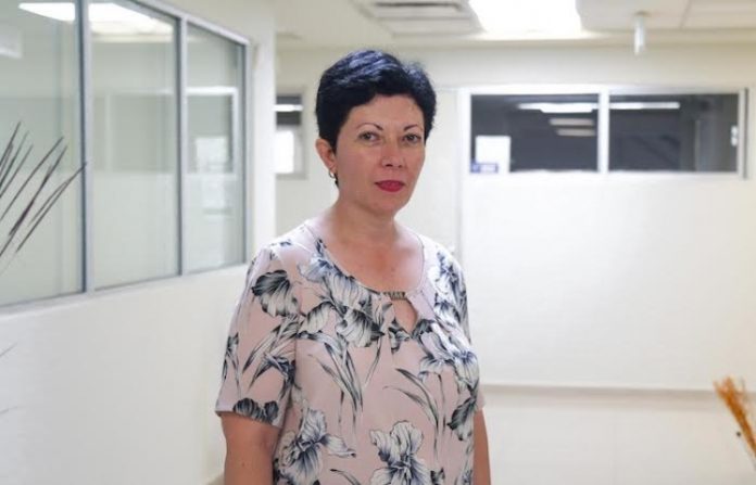 Mejora calidad de vida de pacientes con Alzheimer terapia asistida con caninos