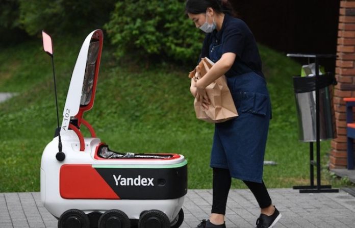 Una ‘huelga’ de robots repartidores de comida tiene lugar en Moscú