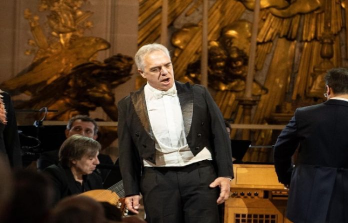 Fallece durante presentación barítono Alejandro Meerapfel