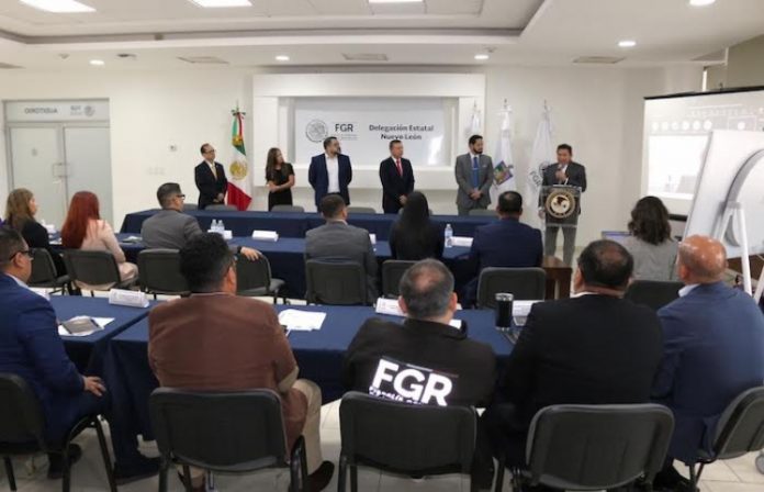 Elementos de la FGR reciben capacitación en combate al lavado de dinero