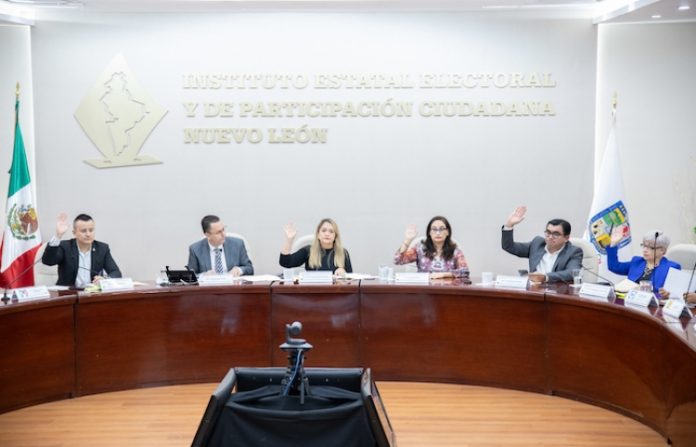 Aprueba IEEPCNL lineamientos para integrar expedientes
