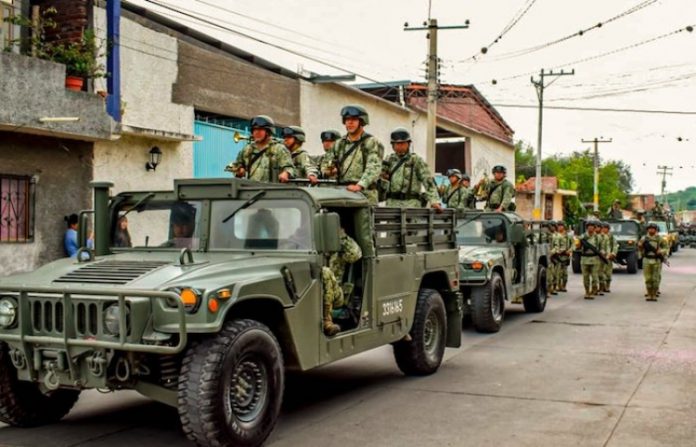 México despliega a 800 militares en frontera con Guatemala para reforzar seguridad