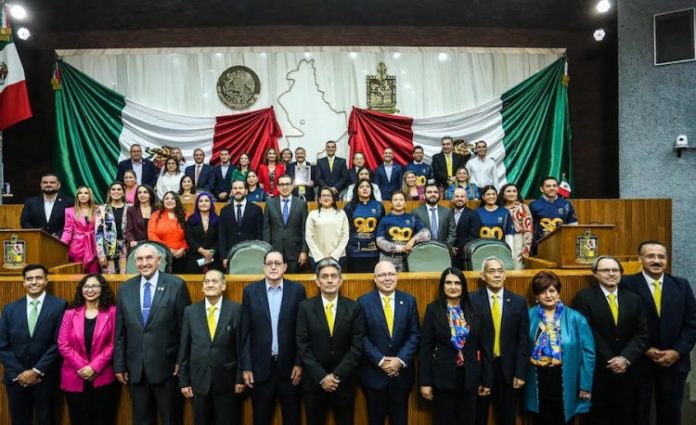 Ofrece Congreso espacio solemne a la UANL por su 90 aniversario