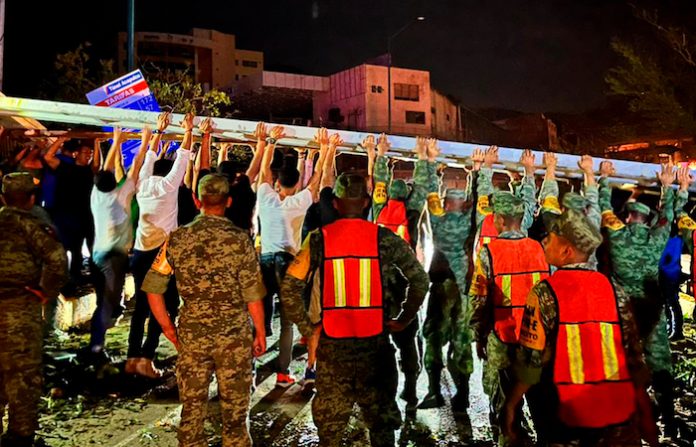 Huracán Otis entraría a lista de 10 peores catástrofes del sector asegurador en México