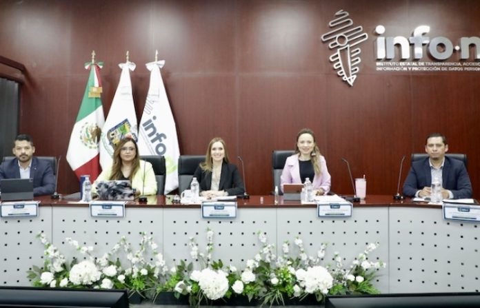 Continuan multas a la presidenta municipal de Vallecillo