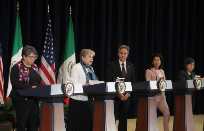 México y EU analizan cómo promover desarrollo socio-económico ante creciente migración