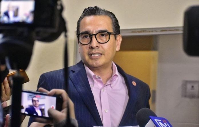 Gaona pide atender casos de adicción de Internet y videojuegos