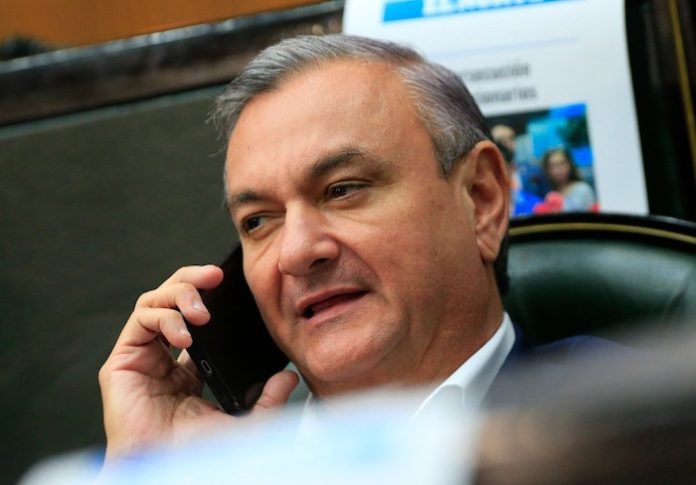 Propone Héctor García reforma contra el maltrato animal