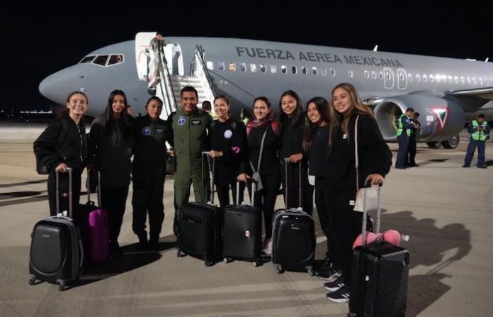 Regresa sano y salvo de Israel el equipo mexicano de gimnasia rítmica