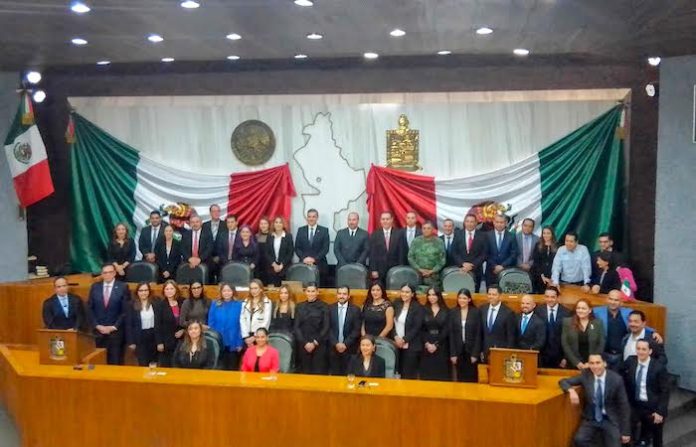 Reprueba Congreso ausencia de Samuel García en II Informe; consideran presentar controversia constitucional