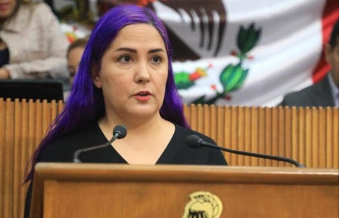 Llama Jessica Martínez a combatir la enfermedad de la Disautonomía