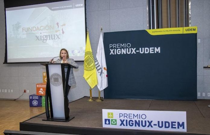 Otorgan Premio Xignux a proyecto para Casa Monarca
