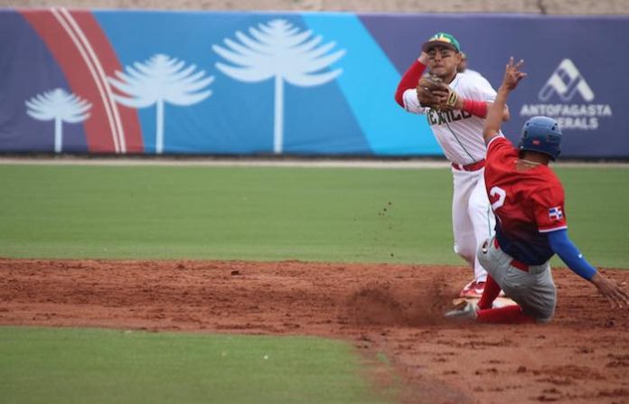 Con segunda blanqueada consecutiva, México derrota a República Dominicana en Santiago 2023