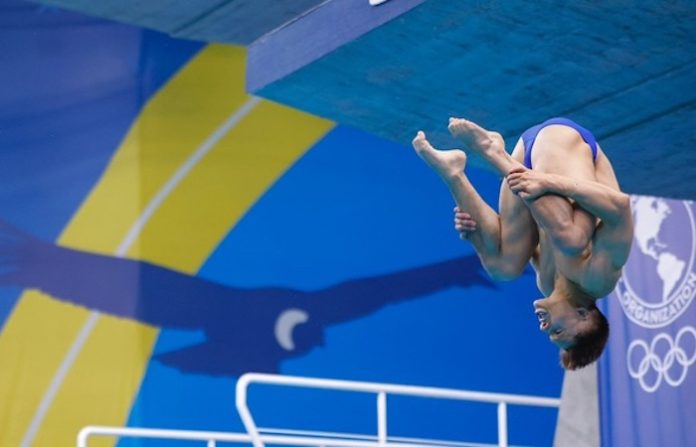 Clavadistas mexicanos se cuelgan dos oros y una plata en Santiago 2023