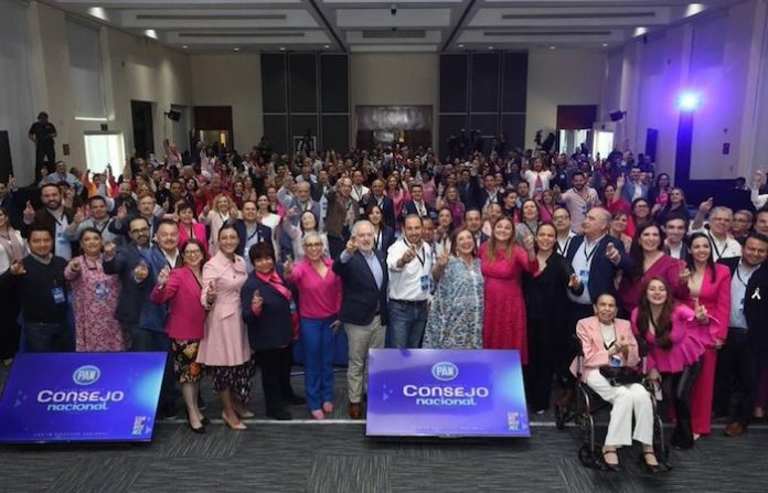 Video: Estamos en estado de guerra: Xóchitl Gálvez a panistas en sesión del Consejo Nacional