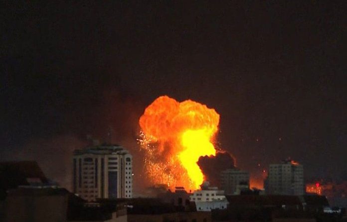 Video: Los muertos por los bombardeos israelíes contra la Franja de Gaza superan los 5.000