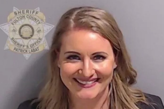 Exabogada de Trump se declara culpable en caso electoral en Georgia