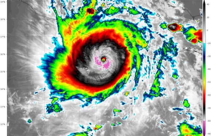 Huracán Otis podría impactar con categoría 4 en costas del estado mexicano de Guerrero