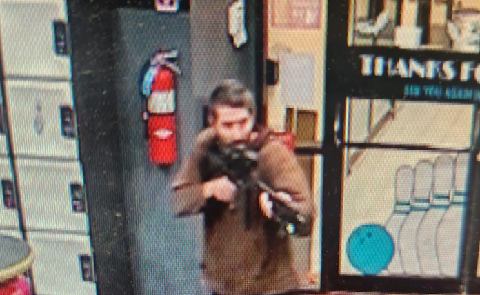 Al menos 22 muertos y 60 heridos por un tiroteo en Maine, EU