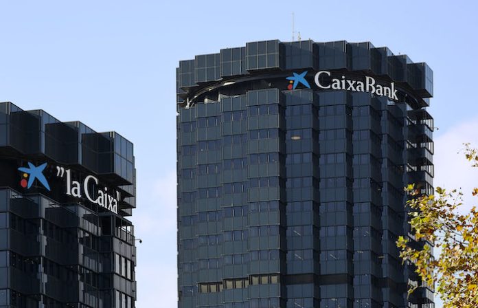 CaixaBank gana un 48,2% más en los primeros nueve meses de 2023