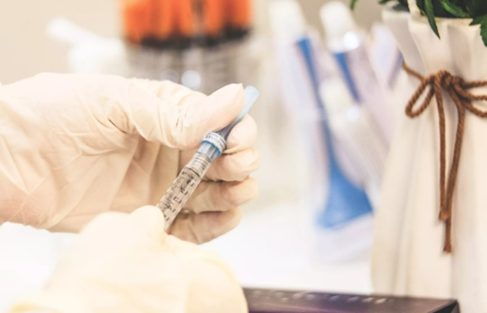 Vacúnate y evita las infecciones esta época invernal