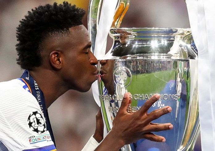 Vinícius Júnior estará con el Real Madrid hasta 2027