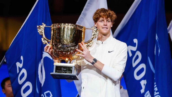 Un brillante Sinner toma el trono de Pekín