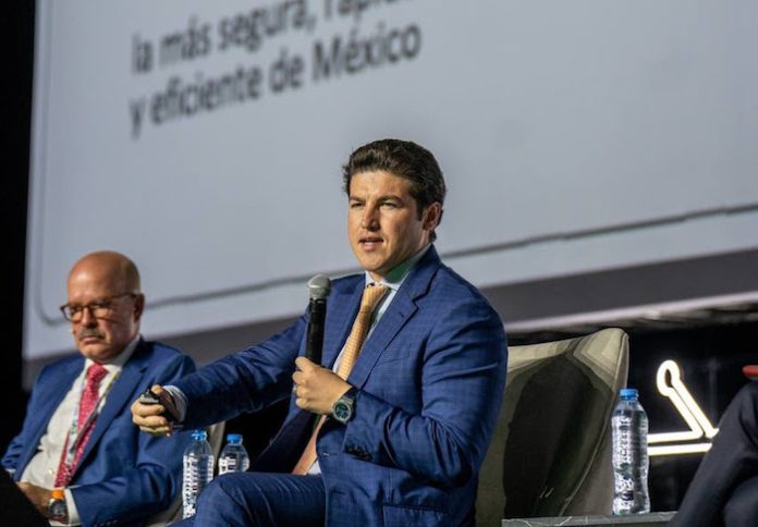 Festeja Samuel García logros de nearshoring en reunión de industriales