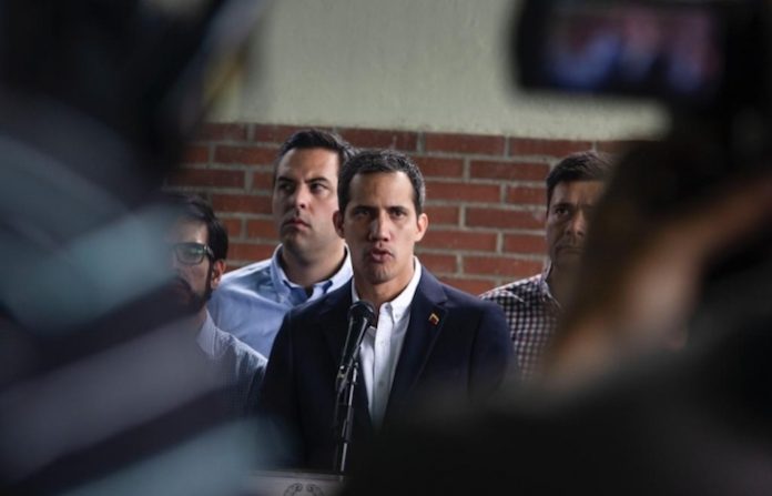 Venezuela dicta orden de aprehensión contra opositor Juan Guaidó por robo en estatal PDVSA