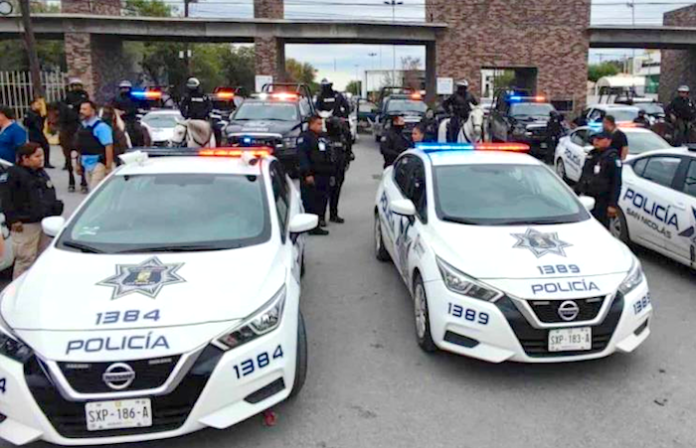Intenta FC tomar control de SN, policía se atrinchera