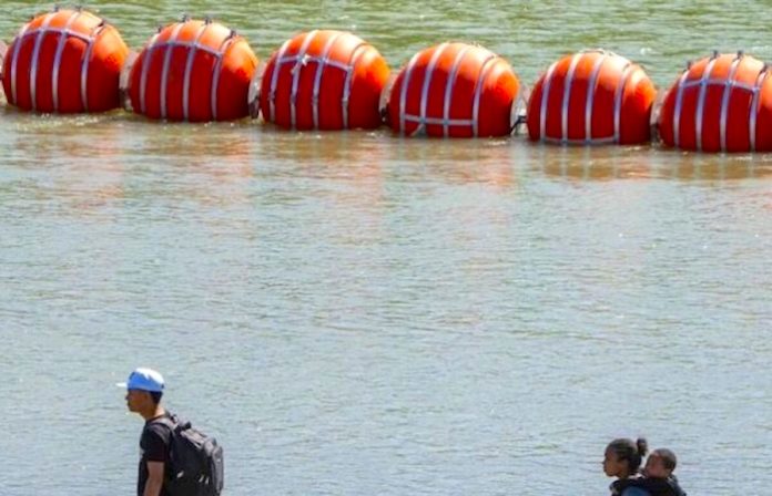 Llegada de migrantes a frontera entre México y EU se redujo a la mitad desde diciembre