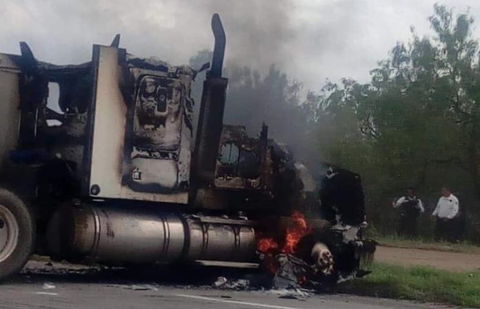 Reportan bloqueos en la Carretera a Reynosa