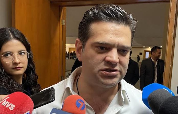 Afirma Cienfuegos que estará en la boleta del 2024