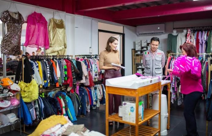 Abre DIF Guadalupe “Bazar con causa”; buscan más cirugías de cataratas