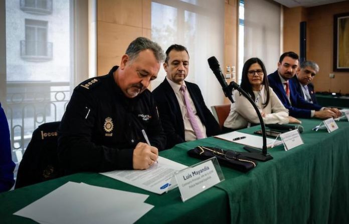 España y seis países latinoamericanos cooperarán en la lucha contra la falsedad documental