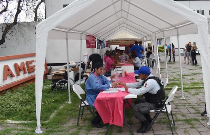 Llevan brigada de salud a la Policía de Monterrey
