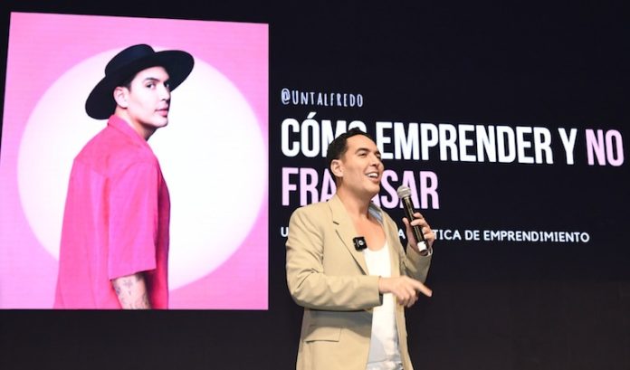 Concluye primer día de CLICK con más de 3 mil asistentes