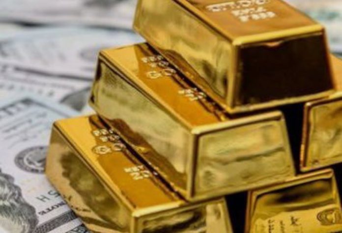 El oro renueva el máximo histórico a $2.454 la onza troy