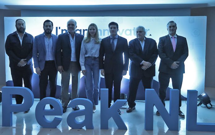 Ofrece Gobernador Samuel García apoyo total a graduados del Programa “Peak NL”