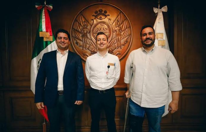 Otorga Monterrey a David Caballero Secretaría del Ayuntamiento; buscan que Basave sea Jefe de Gabinete