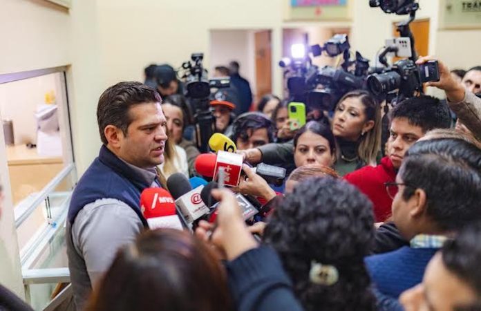 ¿Sería Paco Cienfuegos una opción para gobernador interino?