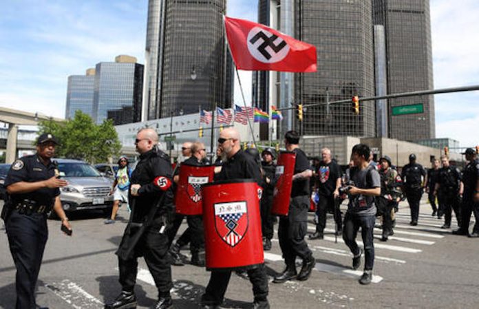 Racismo, xenofobia y amenazas a la democracia persisten en EU, dice Human Rights Watch