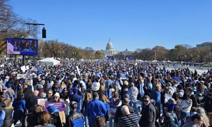Miles de estadounidenses salen en Washington en apoyo a Israel