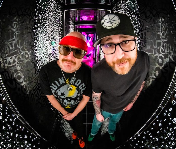 BoomBox navega expertamente a través de su nuevo álbum: Dangerous Waters