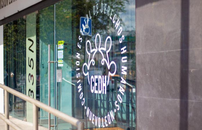 Abre la CEDHNL queja de oficio por la omisión del Gobierno del Estado para suministrar recursos económicos
