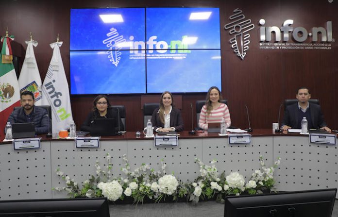 Desahoga INFONL 36 resoluciones en sesión ordinaria