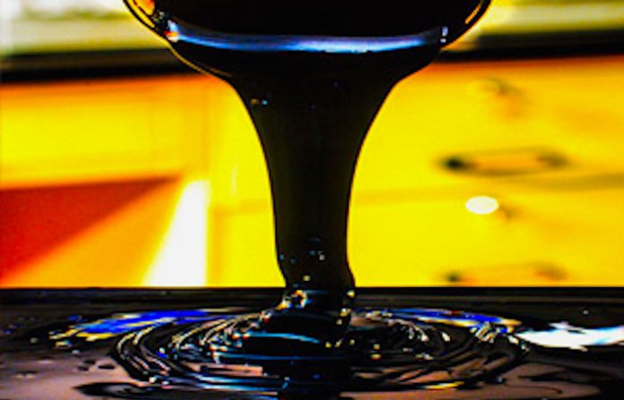 La OPEP+ extiende los recortes de su oferta petrolera hasta finales de 2025