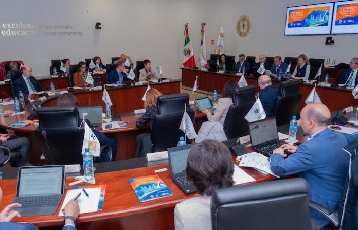 Resaltan fomento de UANL a estudios de posgrado en Iberoamérica